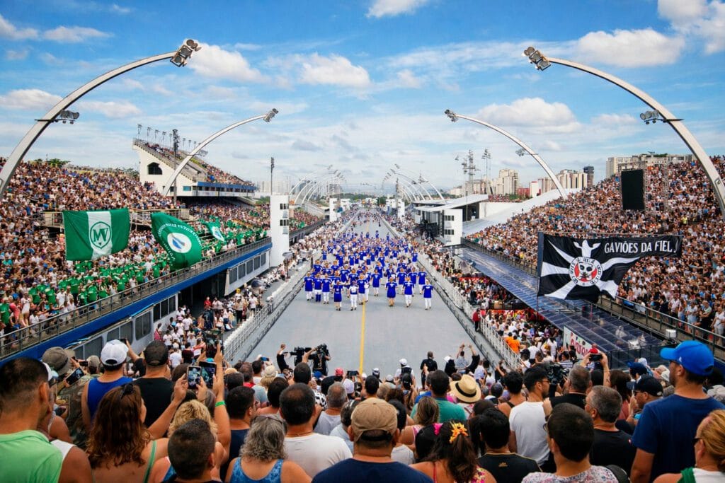 🎭 Carnaval SP 2026: Ensaios técnicos agitam o Sambódromo com ritmo, tradição e preparação para a Folia neste final de semana