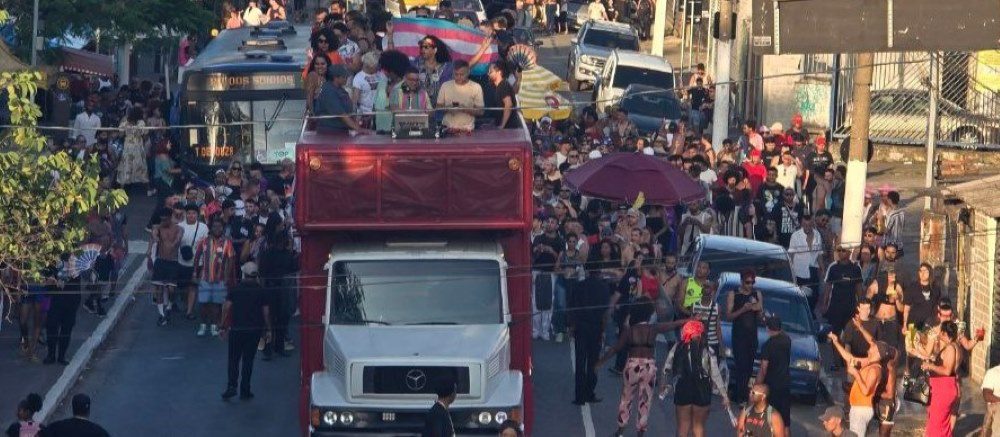 Parada LGBT do Itaim Paulista valoriza cultura periférica e pequenos negócios